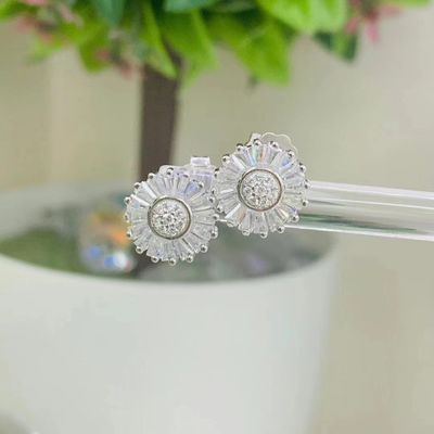 Buen precio Los pendientes de plata 925 de la mariposa Dangle 2.14g de peso ligero en línea