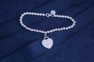 Buy ODM Infinity Bead Love Sterling Silver Bracelet Bangle For Girlfriend online manufacture
