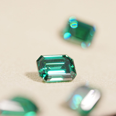 Buy Natural Green Loose Moissanite Gemstones Emerald Cut Diamond 1.5 Carat online manufacture