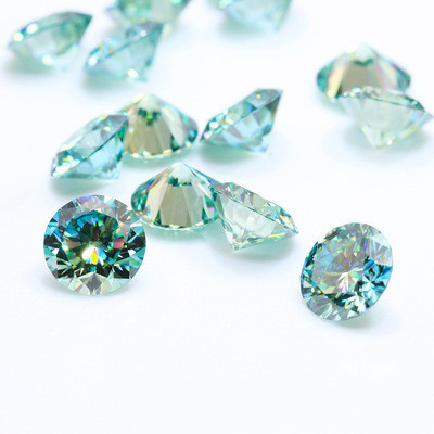 Buy Lab Created Green Loose Moissanite Gemstones Emerald Cut OEM online manufacture