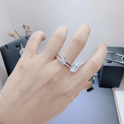 Buon prezzo Donne S925 Anelli in argento sterling Nero CZ Cubo Zirconia Quadratura Gioielli in linea