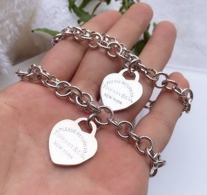 Dobra cena. Kobiety Łańcuch 925 Sterling Srebrny Bracelet Bracelet Serce Charm Szlachetne biżuteria w Internecie