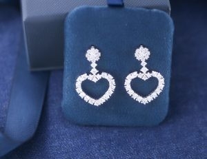 Bon prix Éternité Coeur Cubique Zirconia 925 Argent Sterling Boucles d'oreilles ODM en ligne